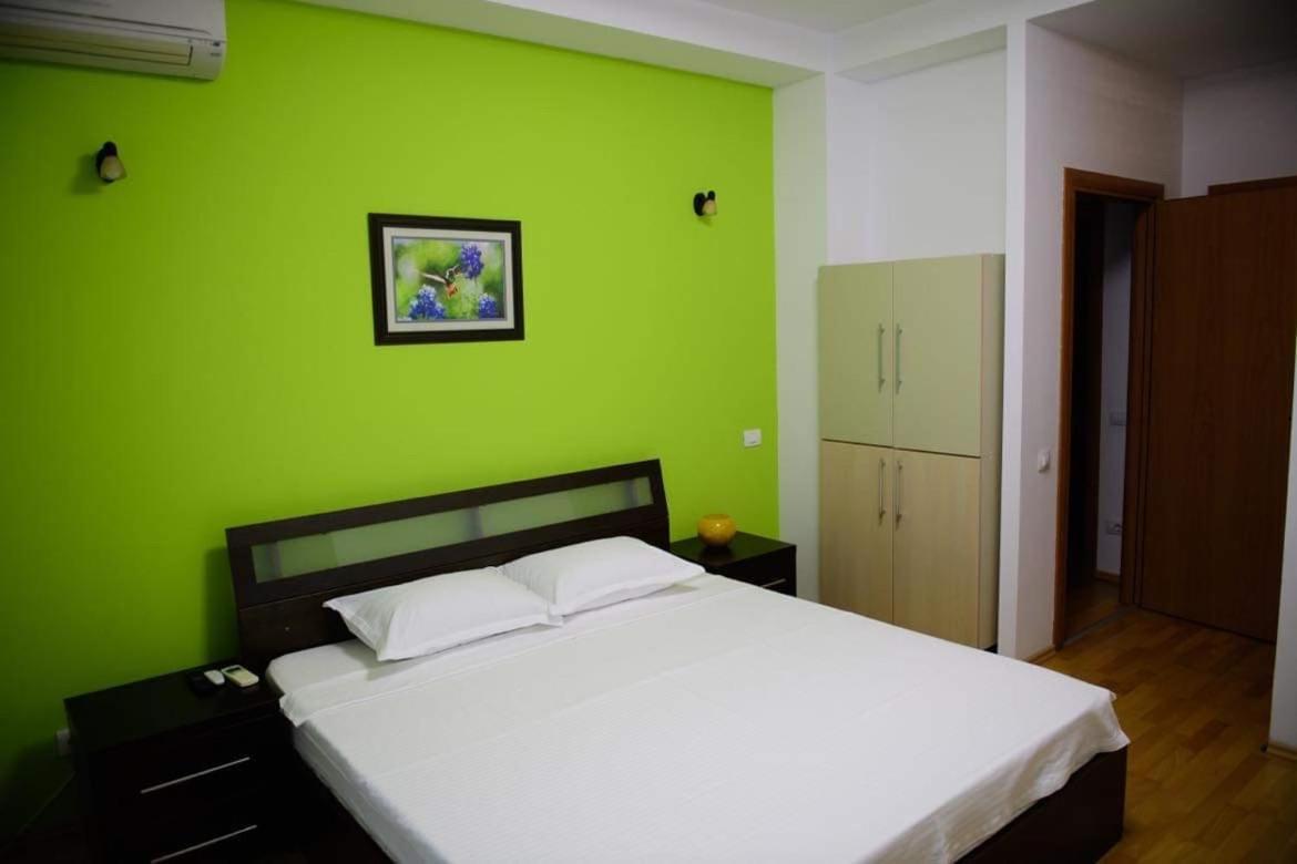 Appartamento Sadara Sea Breeze Năvodari Esterno foto
